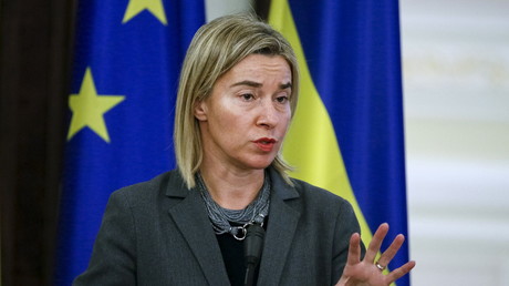 La chef de la diplomatie de l'Union européenne, Frederica Mogherini lors d'une visite à Kiev, en Ukraine, en novembre 2015