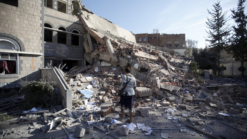 Yémen : un avion saoudien bombarde un centre d'aveugles à Sanaa