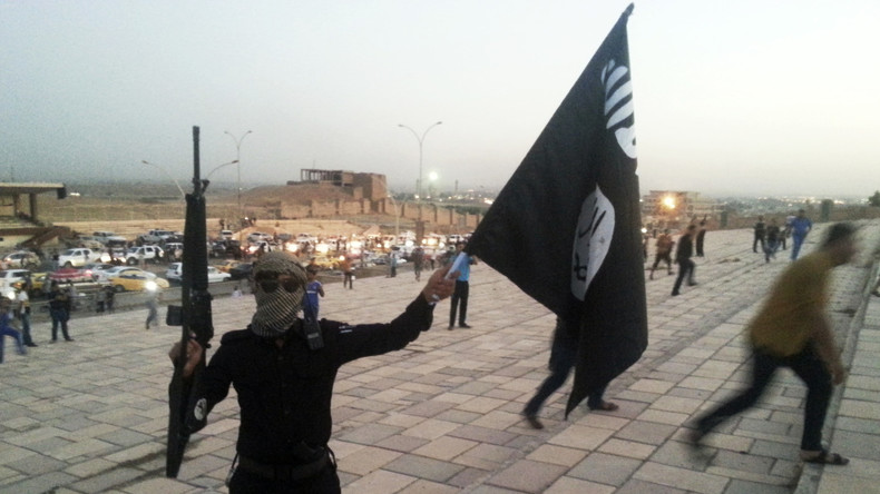 Un djihadiste exécute sa mère en public en Syrie
