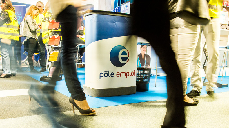 Les réactions politiques au plan d’urgence contre le chômage présenté par François Hollande