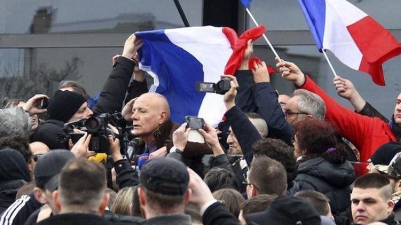 Général Piquemal : «C’est pas moi qui ai organisé la manifestation» (VIDEO)