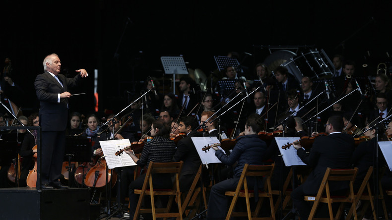 Berlin : trois grands chefs d'orchestre donneront un concert gratuit pour les réfugiés