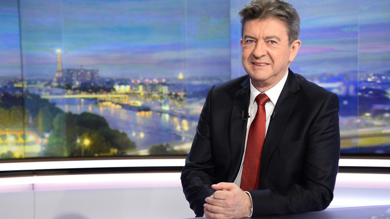 Jean-Luc Mélenchon annonce sa candidature à la Présidentielle, déjà contestée par le PCF