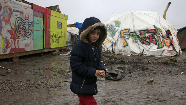 Jungle de Calais : la justice va-elle contrarier la décision d'évacuation du gouvernement ?