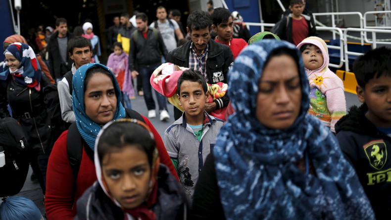 Grèce : l’aggravation de la crise migratoire pousse les réfugiés à des gestes désespérés (PHOTOS)