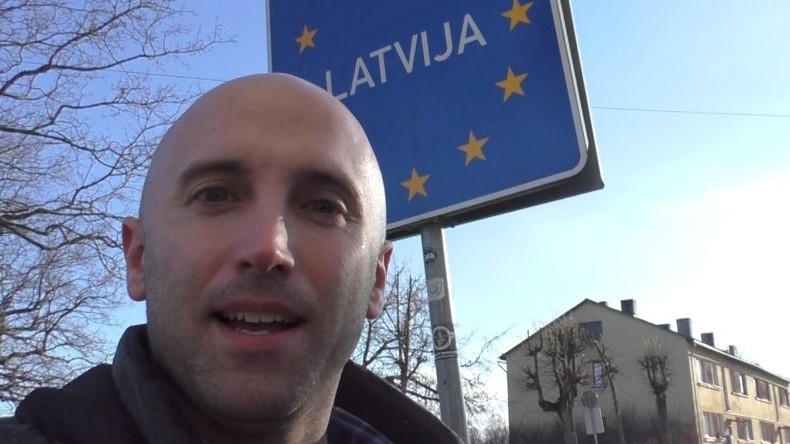 Riga : un journaliste britannique arrêté pour «provocation» lors d’une manifestation de vétérans SS