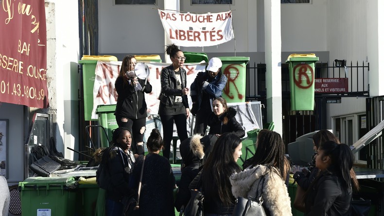 EN CONTINU : 150 000 jeunes dans la rue contre la loi travail selon l'UNEF