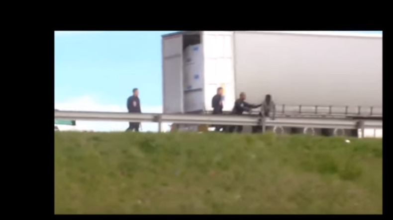 Calais : un CRS poursuivi pour actes de violence à l’encontre de migrants (VIDEO)