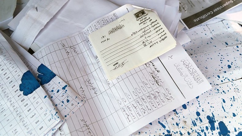 RT dévoile des documents témoignant du trafic de pétrole mené par Daesh (EXCLUSIF)