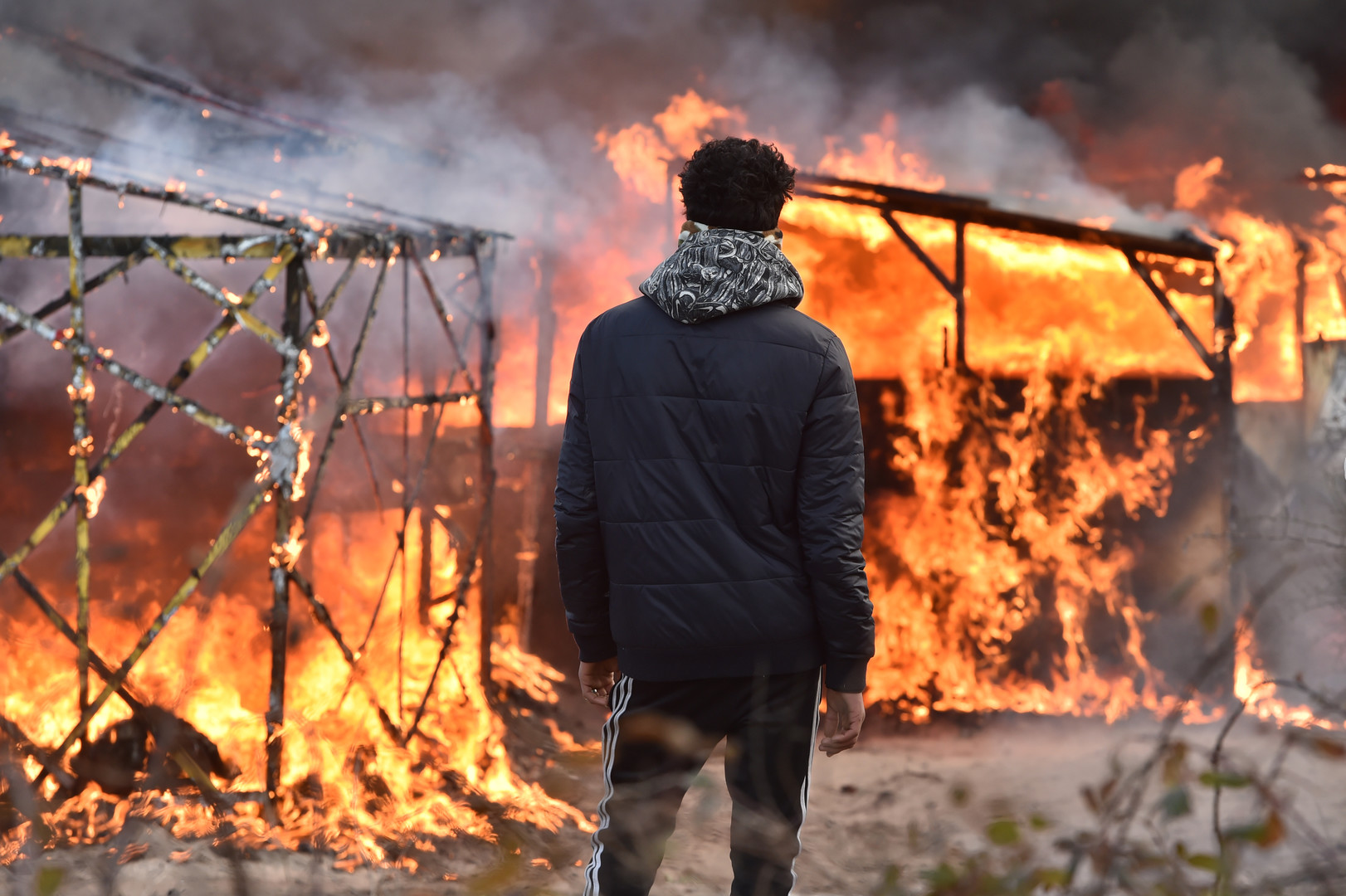 Evacuation de Calais : violents affrontements, les No Borders en ligne de mire (VIDEOS, PHOTOS)