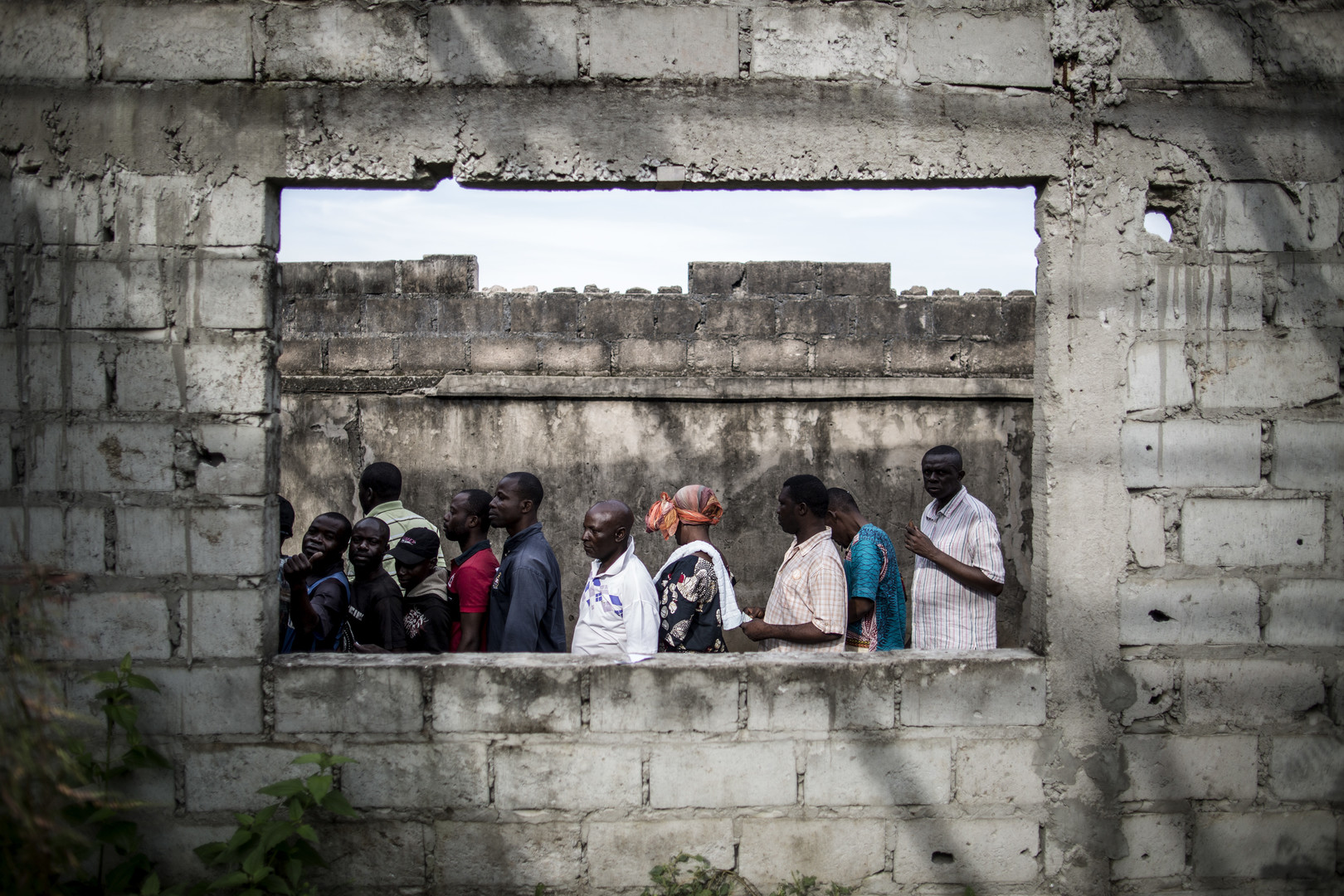 Congo : jour de vote sans téléphone ni internet ni SMS, coupés par le pouvoir (PHOTOS)