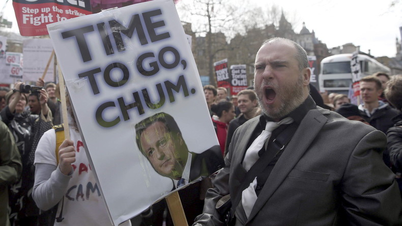 Les Londoniens demandent la démission de David Cameron suite au scandale des «Panama papers» (VIDEO)