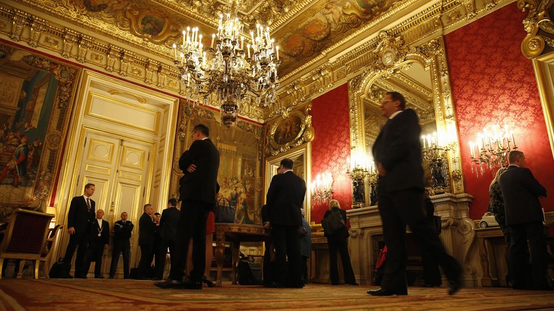 Pédophilie, espionnage, corruption : les sombres coulisses du Quai d'Orsay dévoilées
