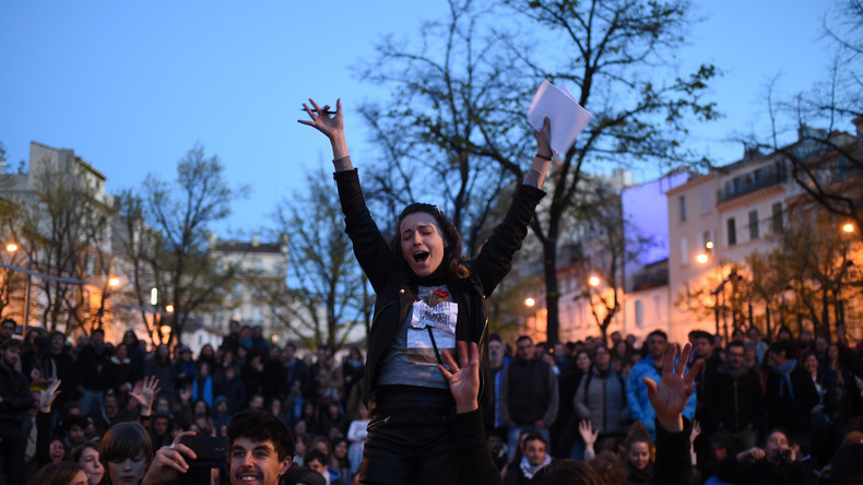 Encore une «Nuit Debout» pour la France : forte présence policière place de la République à Paris