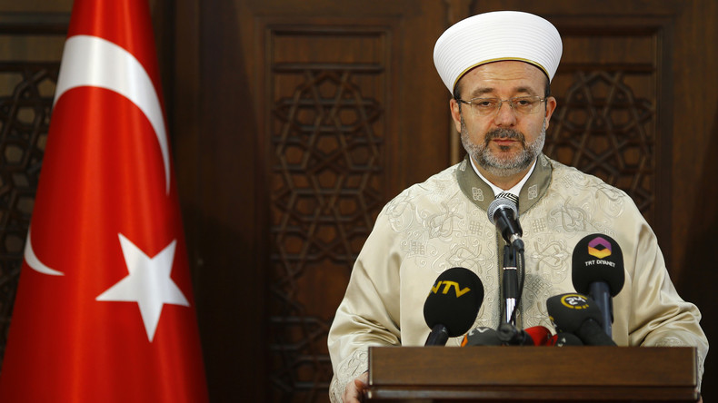 Le grand mufti de Turquie fait le zénith de Strasbourg