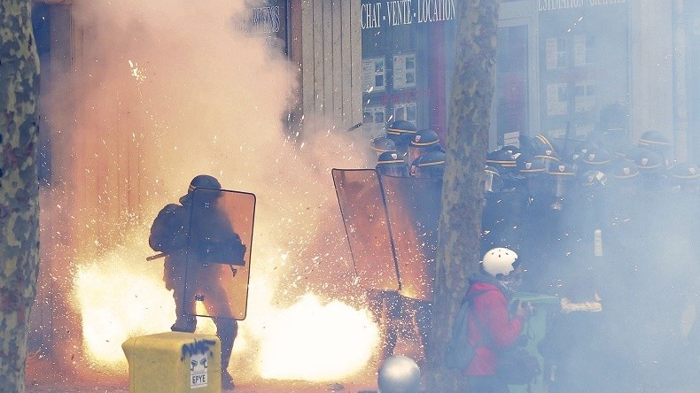 Loi Travail : Retour sur des violences sans précédent à Paris et en province