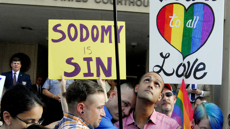 Un cliché qui symbolise le conflit en cours aux Etats-Unis entre défenseurs des LGBT et conservateurs. 