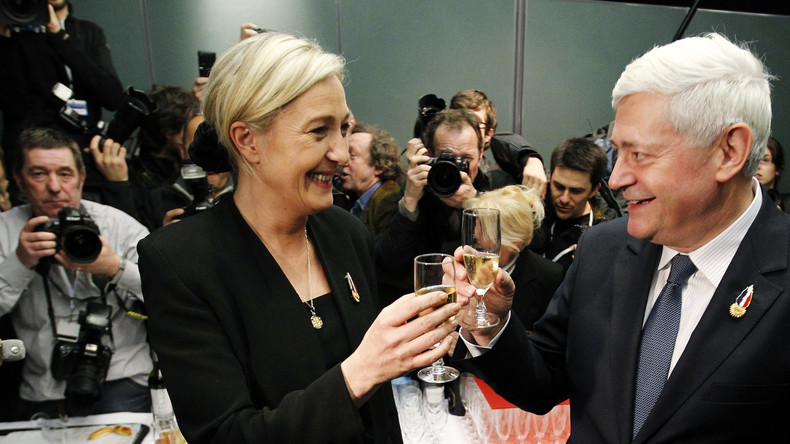 Front national : Marine Le Pen pardonne à Bruno Gollnisch