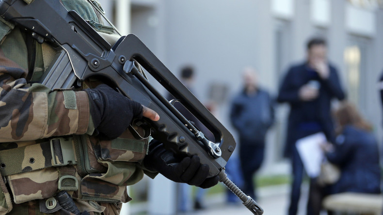 Le Parlement adopte une troisième prolongation de l'état d'urgence post-attentats, jusqu'à juillet
