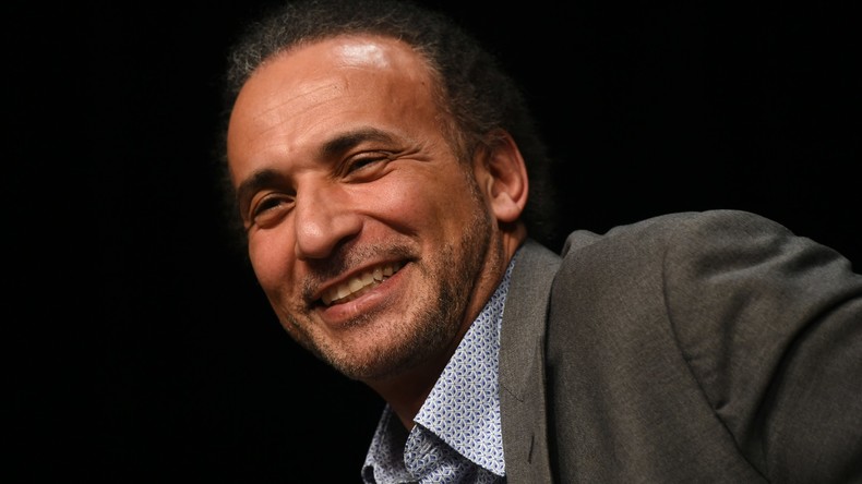 Tariq Ramadan bientôt Français ? Manuel Valls oppose une fin de non-recevoir