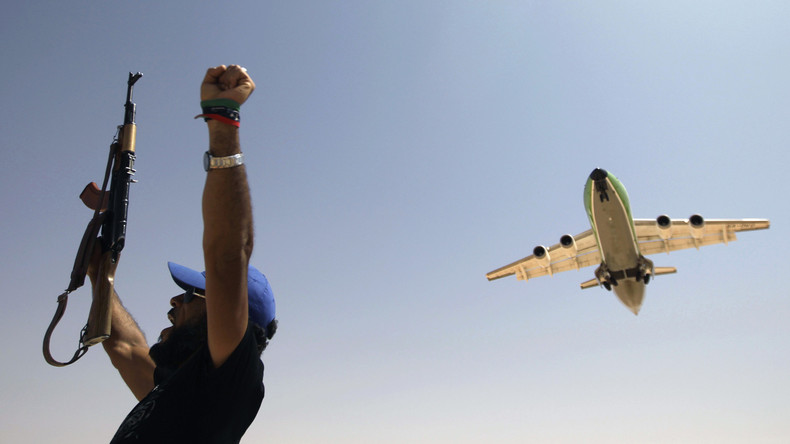 La Grèce ferme son espace aérien aux avions libyens : l’opération de l’OTAN est-elle imminente ?