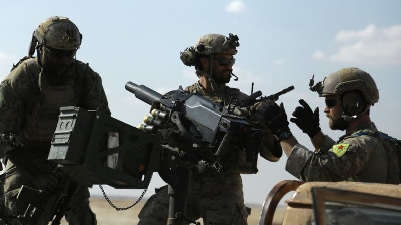 Face aux lamentations turques, les soldats américains en Syrie vont ôter leurs écussons kurdes