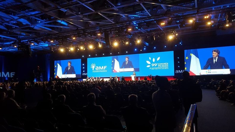 Le congrès des maires de France, entre inquiétude et colère (VIDEO)