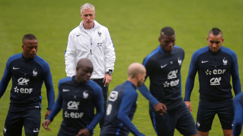 Commentateurs roumains : «T'as vu la France ? C'est un peu le Congo sauf qu'ils jouent mieux»