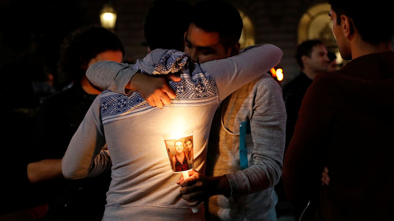 «La haine sera vaincue», le monde et ses dirigeants font part de leur soutien à Orlando