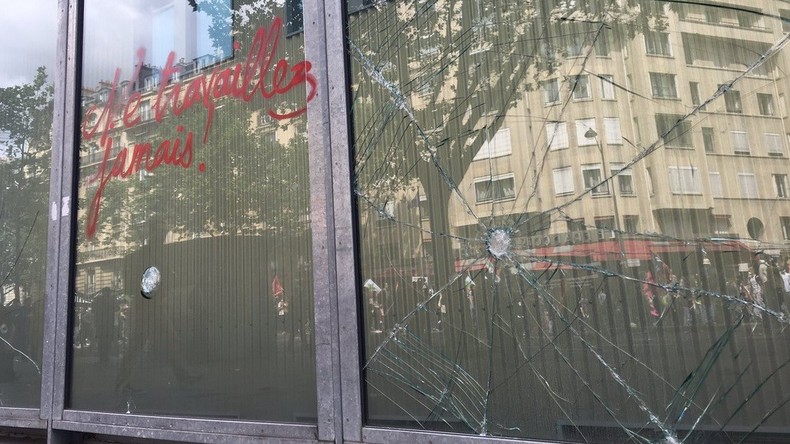 La CGT condamne «sans réserve les violences commises» mardi à l'hôpital Necker