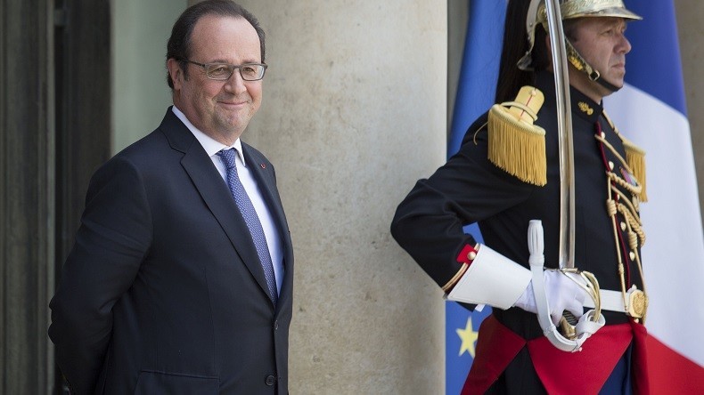 «J’ai été reçu par l’assistant de Merkel !» : chefs de partis dépités après avoir rencontré Hollande