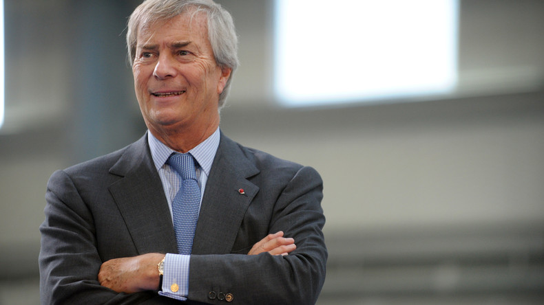 Rediffusion de «Complément d'enquête» : le groupe Bolloré réclame 50 millions d'euros à France 2