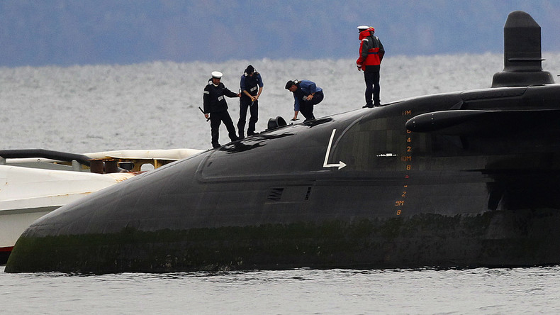 La marine britannique peine à recruter parce que les marins n'ont pas accès à Facebook sous l'eau