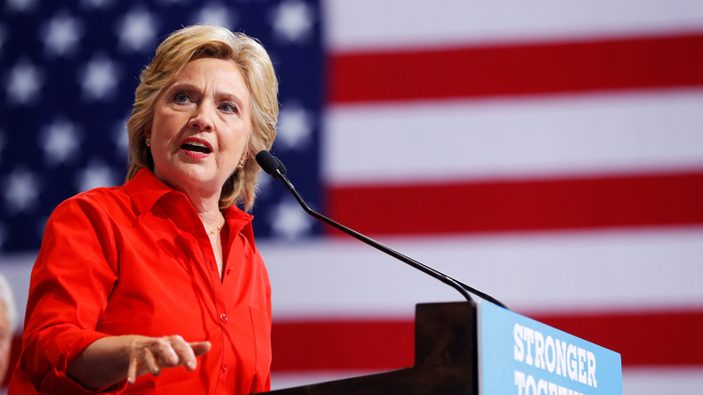 Moscou et Assange rejettent les accusions de piratage du camp Clinton, pure rhéthorique électorale