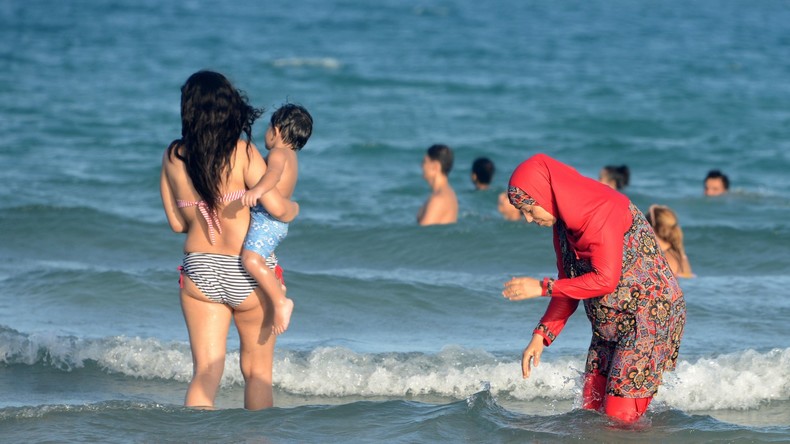 Burkini : le CCIF attaquera devant les juridictions locales tous les arrêtés municipaux