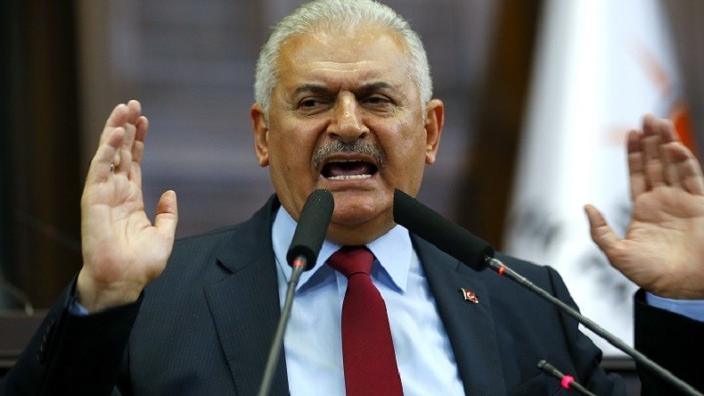 L'étrange rapprochement entre Damas et Ankara sur fond de bombardements des positions kurdes