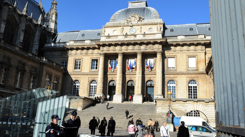 Radicalisation : deux fichés S laissés en liberté après avoir rompu leur contrôle judiciaire