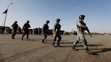 Des policiers afghans