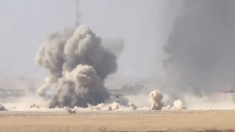 Au cœur de l’offensive à Mossoul : l’attentat suicide contre les forces irakiennes (VIDEO)