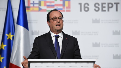 François Hollande s'exprime lors du sommet européen de Bratislava le 16 septembre 2016