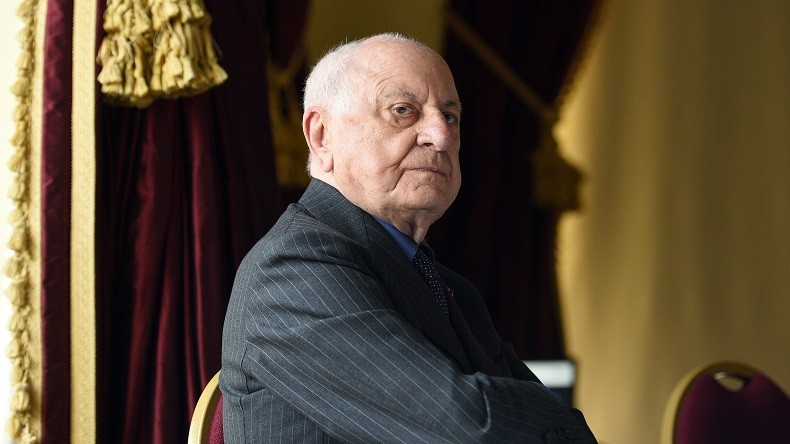«Voter Fillon, c’est voter pour la France pétainiste» : Bergé provoque un tollé, une plainte déposée