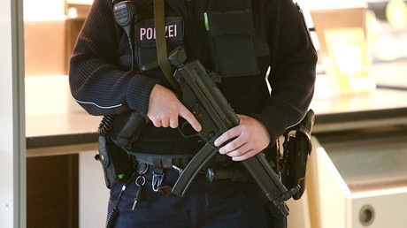 Policier allemand en service