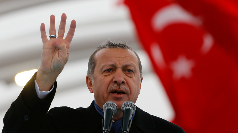 Erdogan dit avoir les preuves du soutien de l'Etat islamique par les Etats-Unis