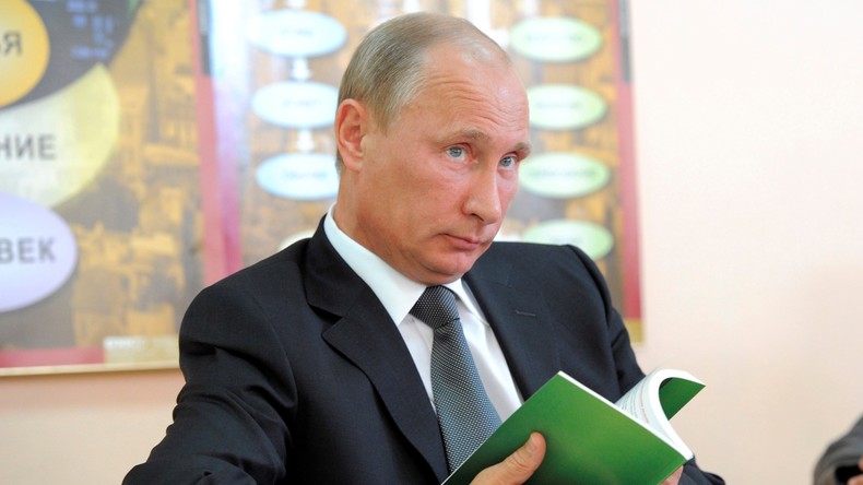 Une (nouvelle) «fake news» sur la Russie : non, Poutine n'a pas fermé l'école américaine de Moscou !