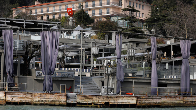 Nouvel An tragique à Istanbul : un terroriste mène un raid meurtrier dans une boîte de nuit