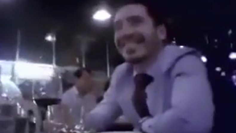 Un diplomate israélien au Royaume-Uni filmé en train de comploter contre des députés britanniques