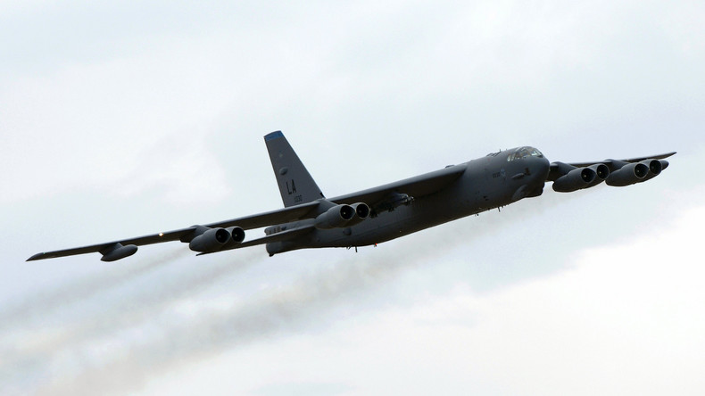 Un bombardier américain B-52 a mené une frappe aérienne vers Idleb en Syrie, tuant plus de 20 civils
