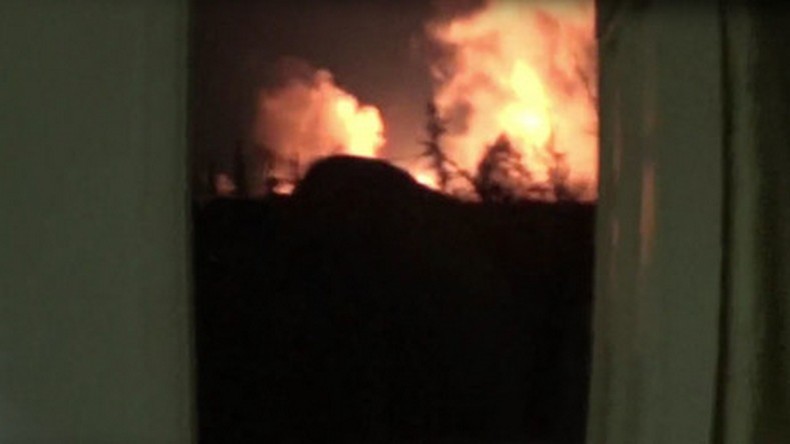 Explosions à l’aéroport militaire de Damas : la Syrie accuse Israël et menace de riposter
