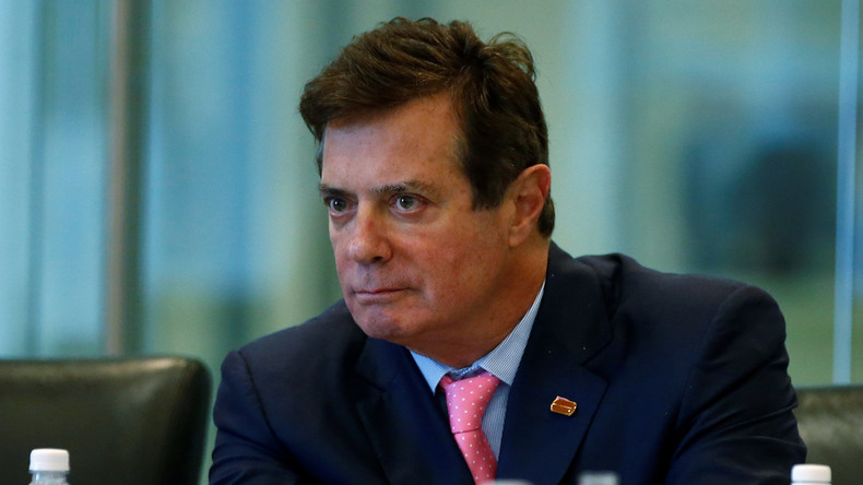 Chasse aux sorcières? Une enquête est en cours sur un proche de Trump pour ses liens avec le Kremlin