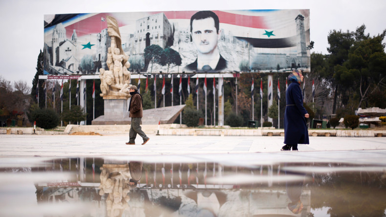 Que suggère le projet de Constitution syrienne proposée par la Russie ?